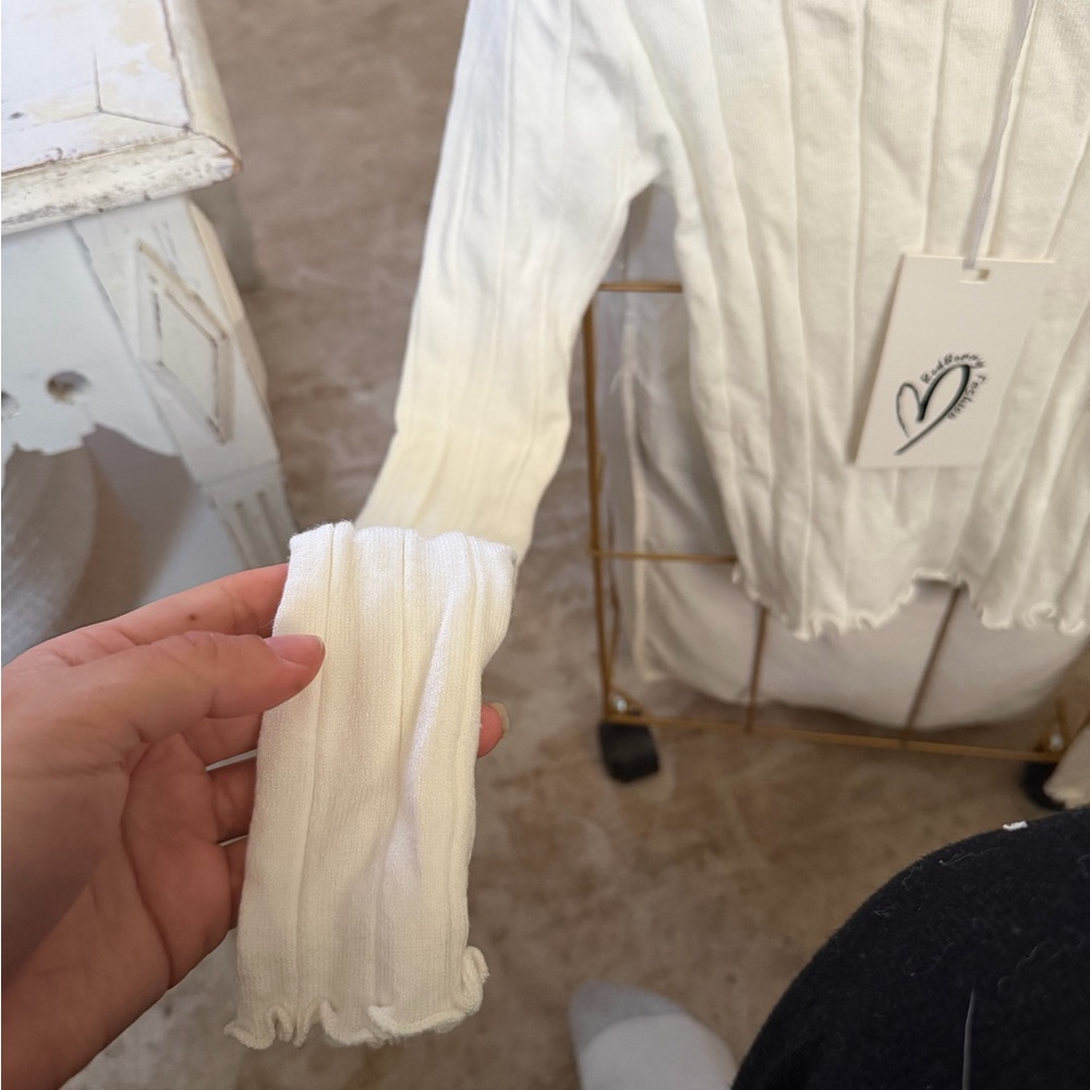 White Ribbed Long Sleeve Top - Picture 2 of 3